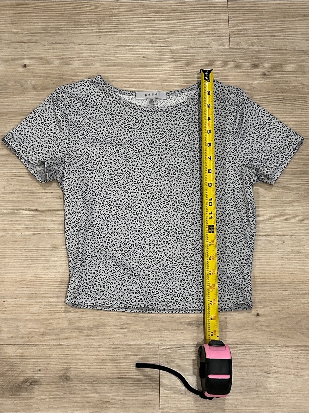 gaze Short Sleeve Leopard Spot Tee - White & Black Size XS - Picture 5 of 5